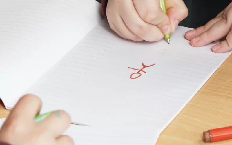 7 Spiele für Reisen mit Freunden