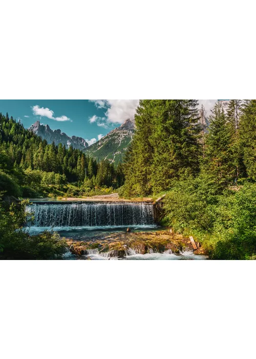 Torrente nelle Dolomiti di Sesto in Alto Adige