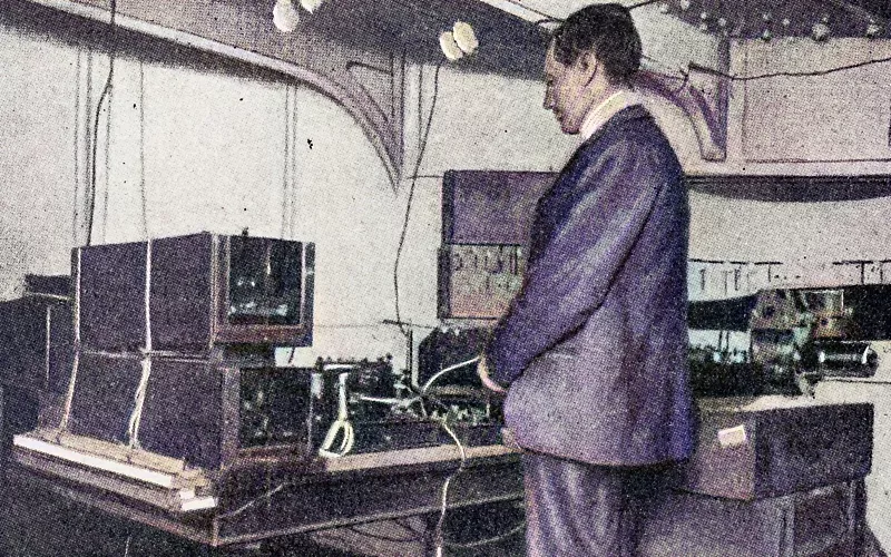 Marconi und das Radio, die Entstehung eines universellen Mediums