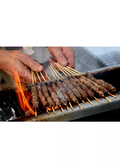 Arrosticini, orgullo y patrimonio de la gastronomía de Abruzos