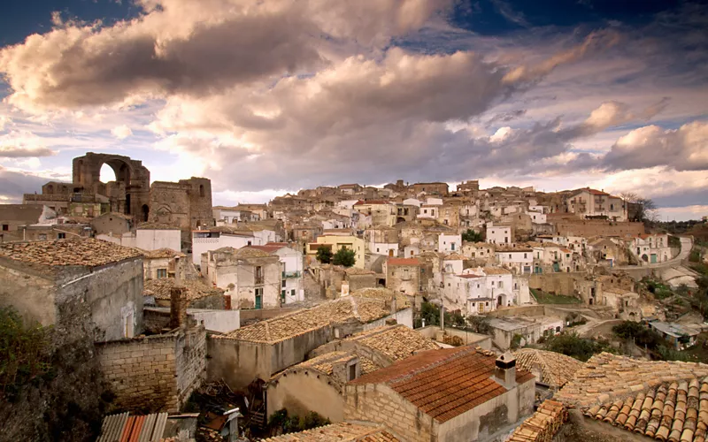 Grottole, segni di rinascita all’ombra di Matera