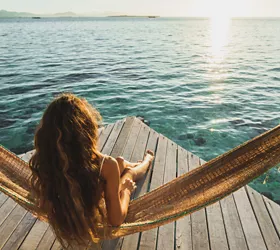 8 establecimientos con spa en primera línea de playa para un verano pleno de bienestar en Italia