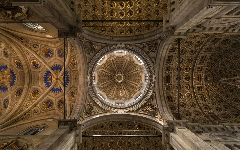 Interior de la catedral de Como