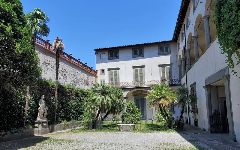 Il palazzo-museo delle sete lucchesi