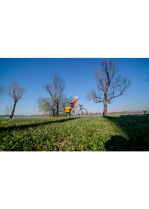 Mit dem Fahrrad in der Lombardei: 10 Routen für Familien