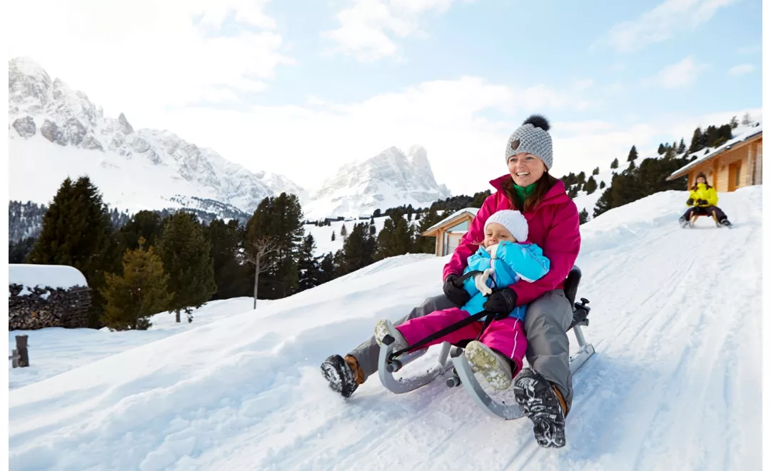 in montagna con i bambini 8 piste slittino