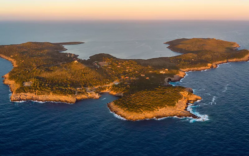 A ilha de Giglio e a ilha de Giannutri