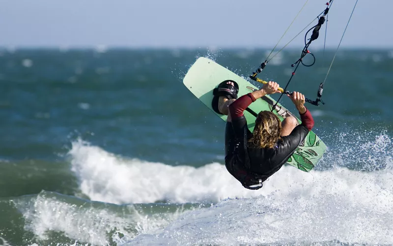 E o centro de Itália? Um verão de kitesurf entre a Toscana e a Ligúria