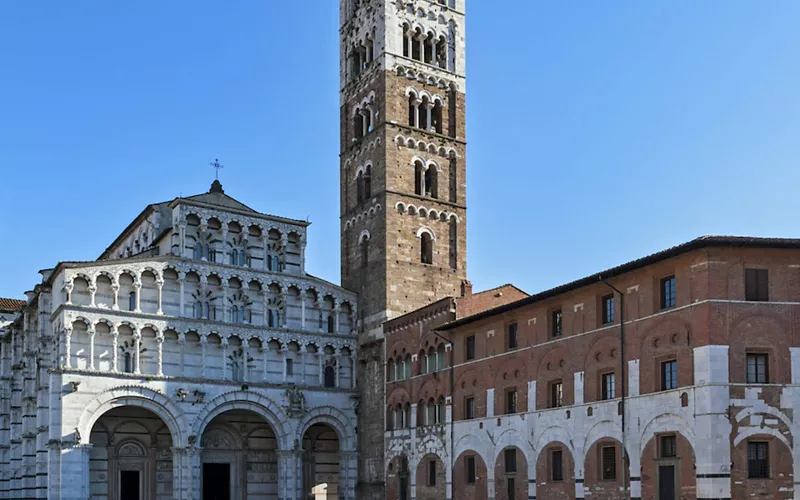 La cattedrale di San Martino                                                