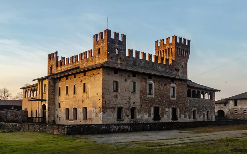 Castillo de Malpaga en la provincia de Bérgamo, Italia