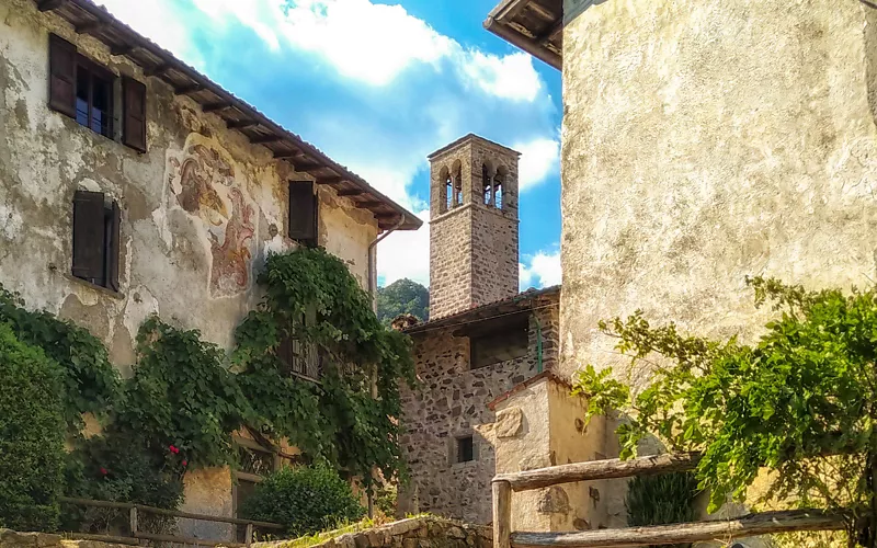 Pueblo de Cornello dei Tasso en la provincia de Bergamo