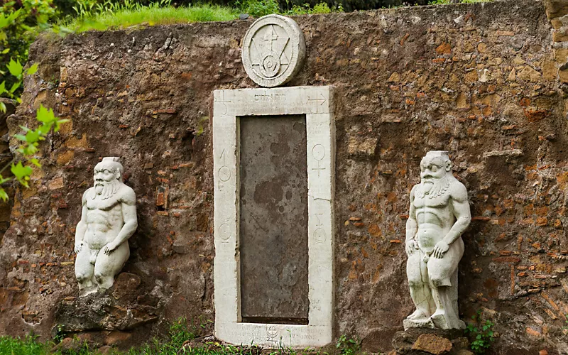 la puerta mágica piazza vittorio