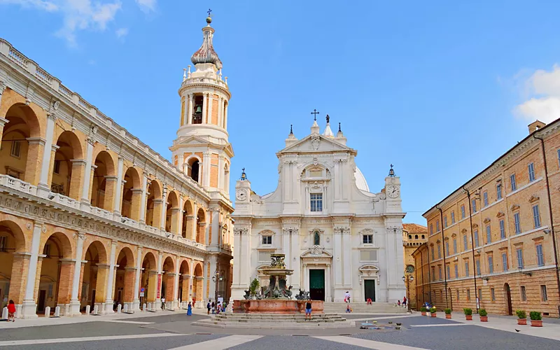 La Santa Casa de Loreto