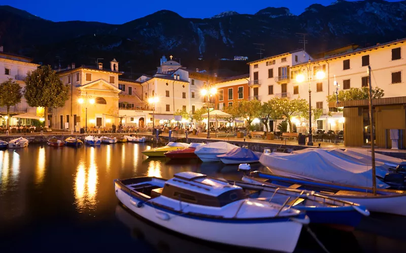 lago de garda fin de año en pareja