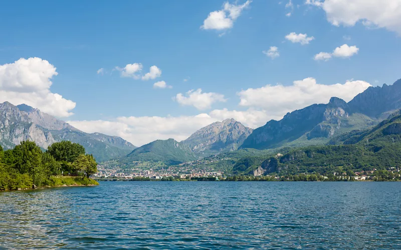 Lago de Garlate y Lucía de Los novios