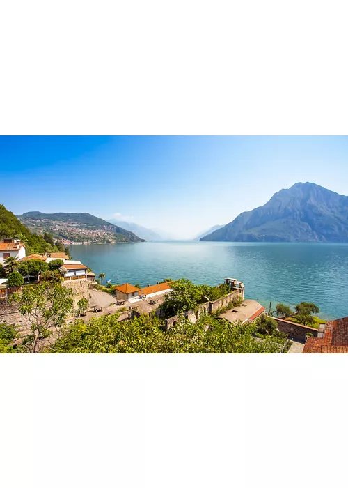 La locomotora de vapor en dirección al lago Iseo