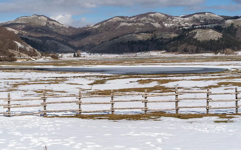 Nieve en el lago Laceno