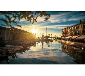 Lazise, o primeiro município livre de Itália