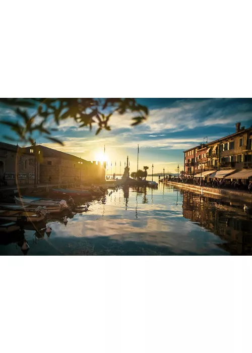 Lazise, première ville libre d'Italie