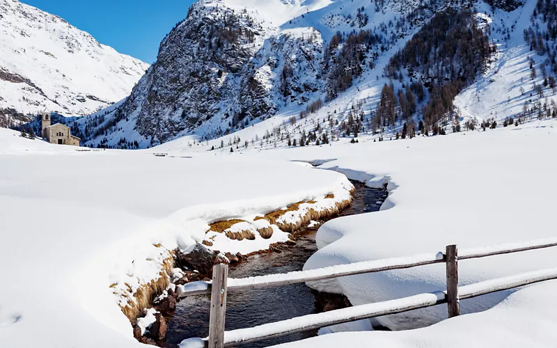 los 5 mejores recorridos con raquetas de nieve en lombardía bormio 