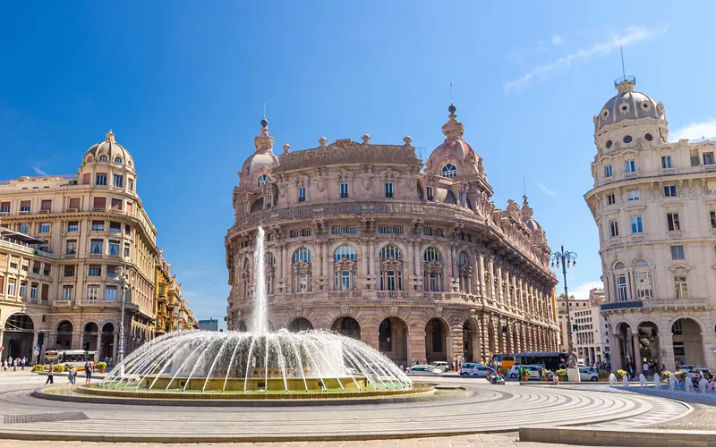 Die Schönheiten der Via Roma