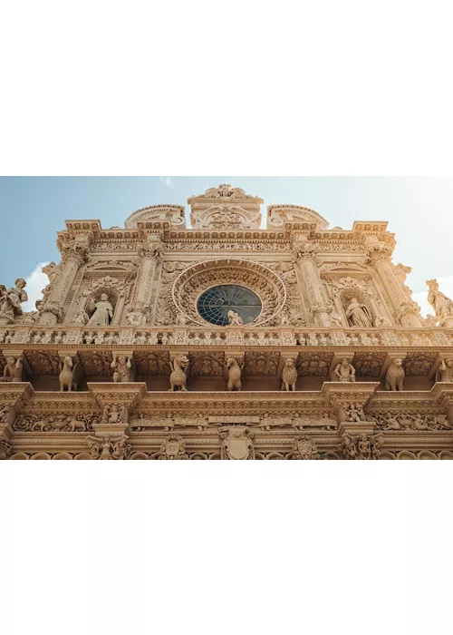 Lecce: la splendida città baciata dal sole tra le bianche pietre