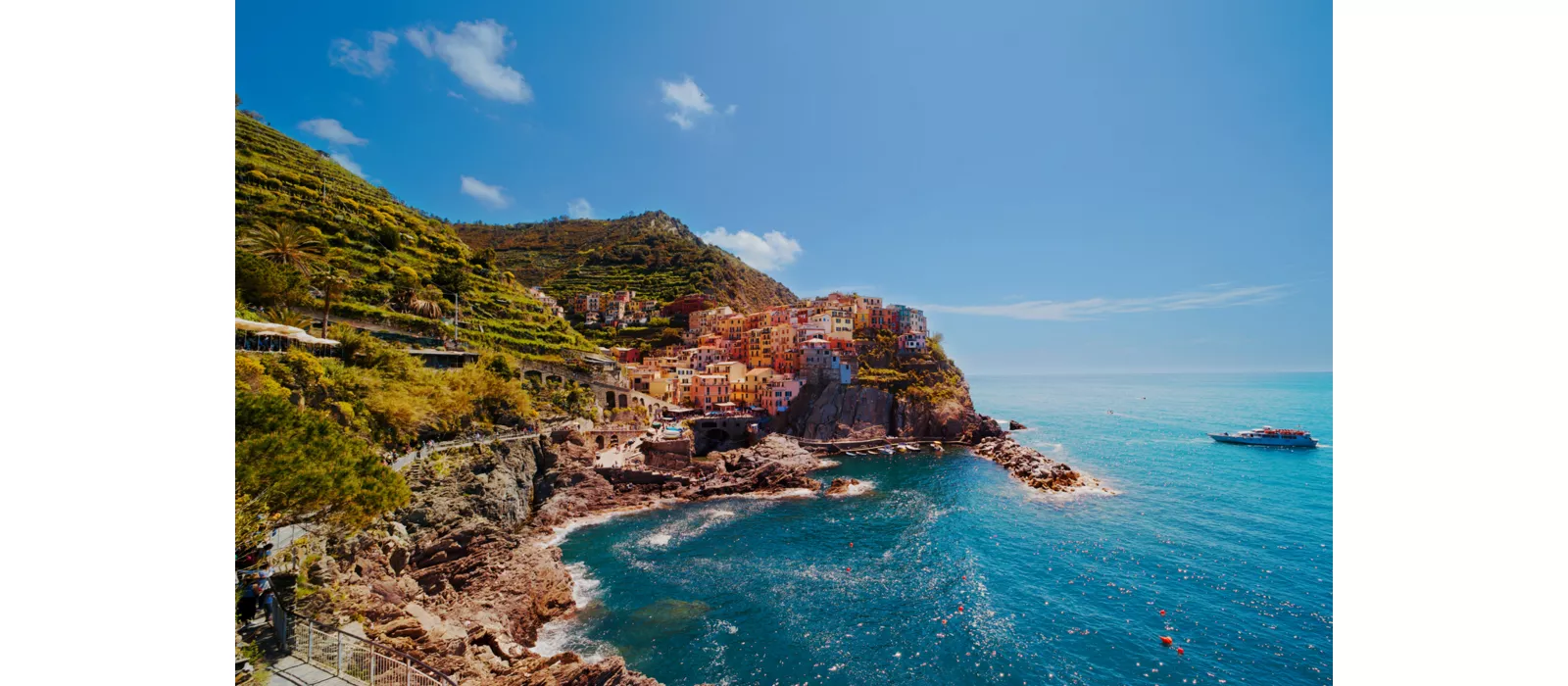 Percorrere la Via delle Cinque Terre in bicicletta è un’avventura indimenticabile