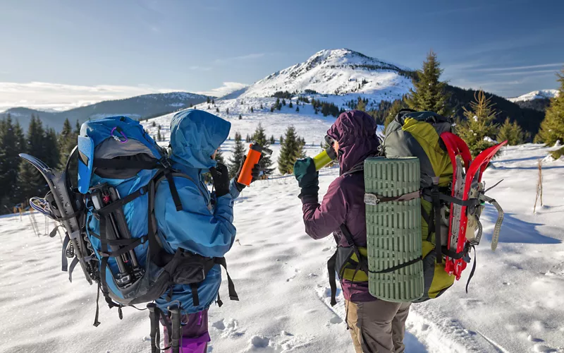 la mochila perfecta para raquetas de nieve