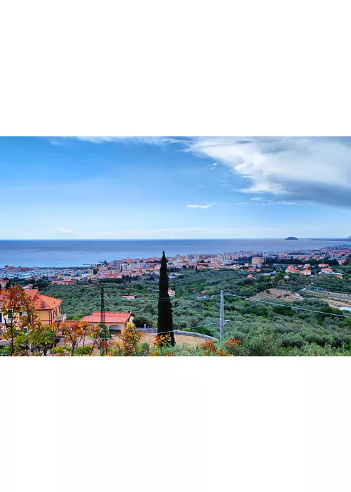 Loano: tra mare e terra