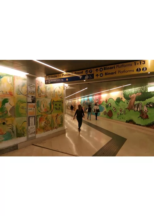 Mailand in Lila: Lassen Sie sich von der U-Bahn führen