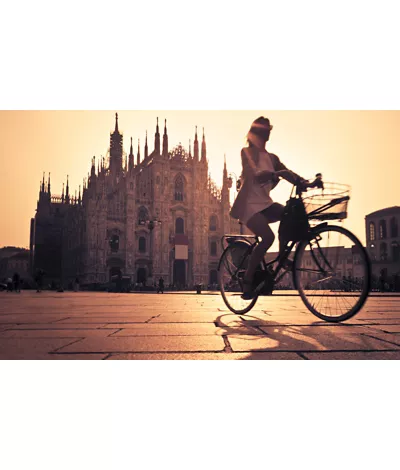 Milano, pedalando sui Navigli con Leonardo da Vinci