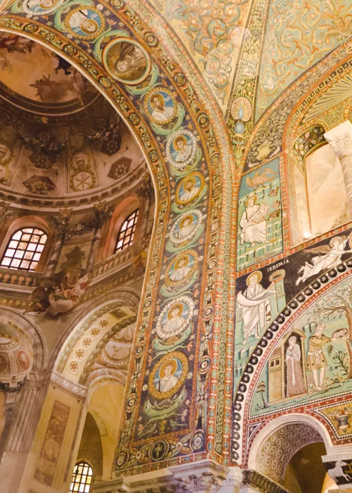 Emilia Romagna: the art of mosaics and stone-working