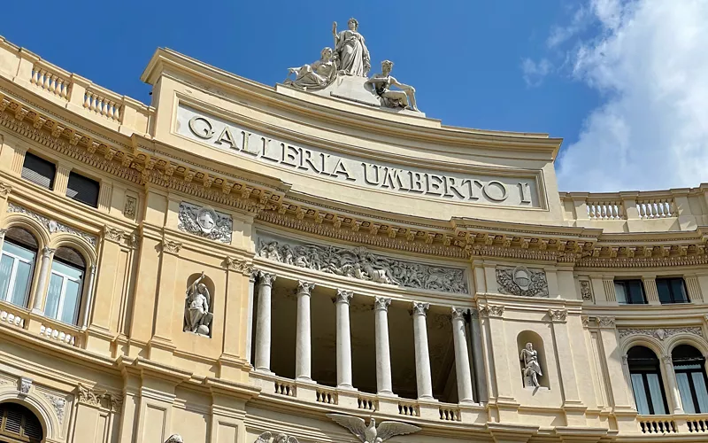 Nápoles: a amiga perfeita