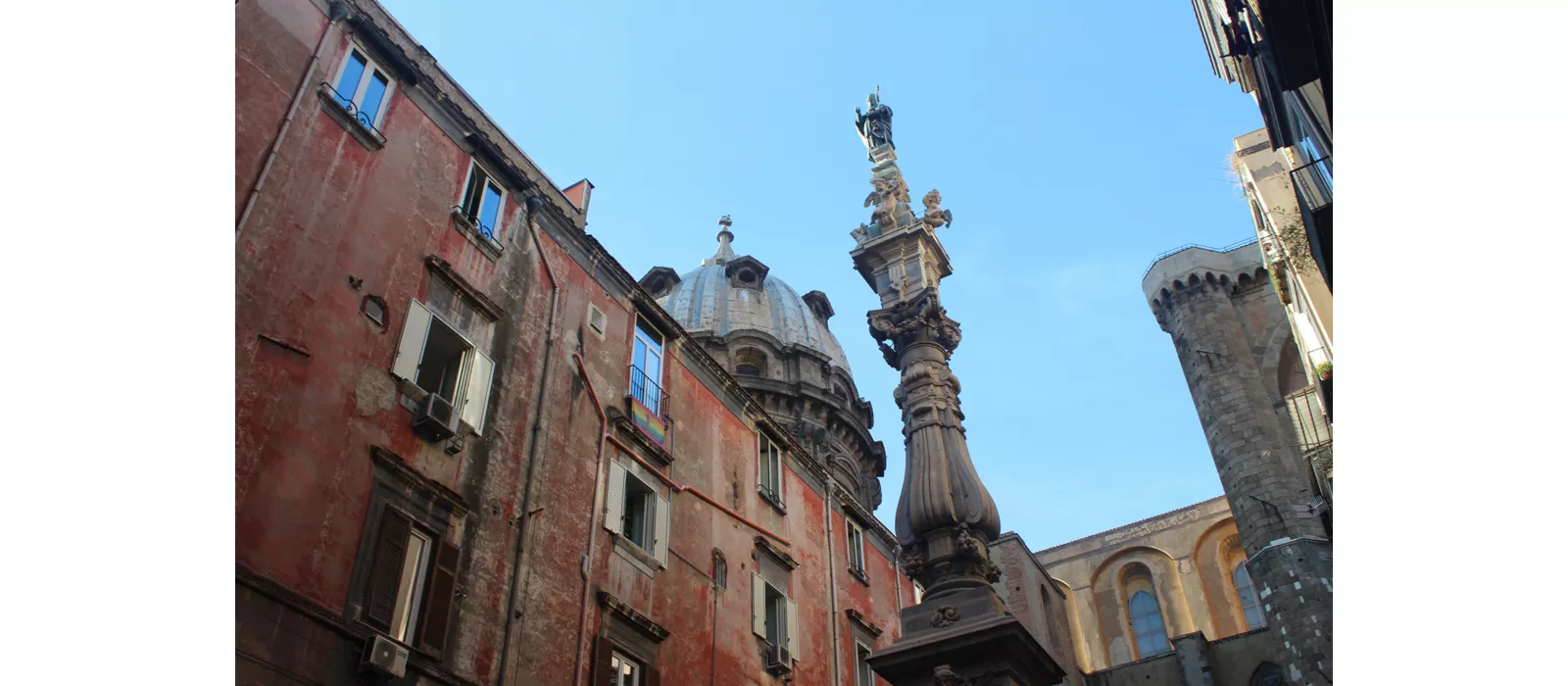 A Napoli per la festa di San Gennaro tra tradizione e spiritualità 