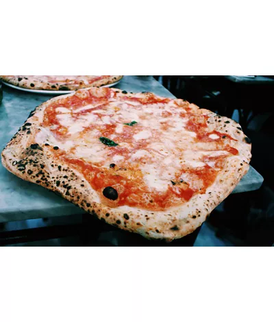 napoli-pizza-una-lunga-storia-d-amore