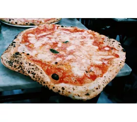napoli-pizza-una-lunga-storia-d-amore
