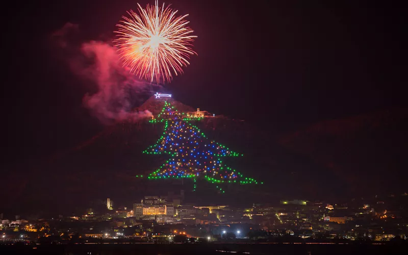 Árbol de Navidad en Gubbio