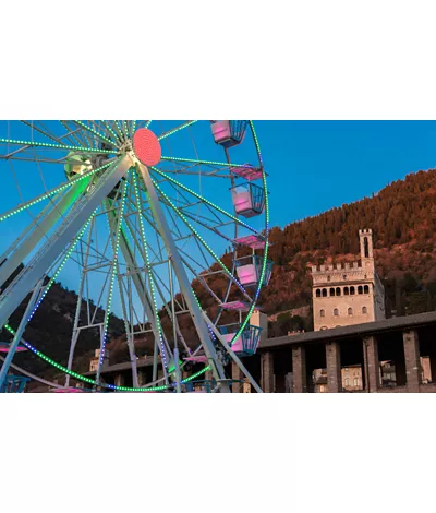 carrusel de navidad en gubbio