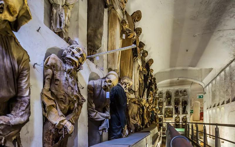 palermo mummies tunnel 