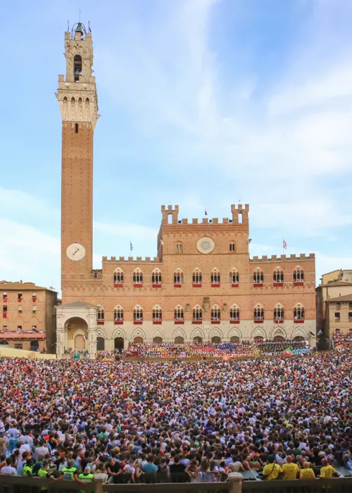 Il Palio di Siena, la manifestazione estiva più italiana che c’è