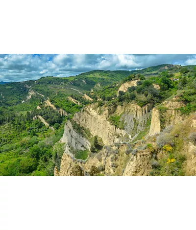 Basilicata d'autore: from gully to village, among Lucania's literary parks