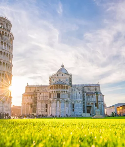 Pisa, il fascino dell'antica Repubblica Marinara con la torre pendente