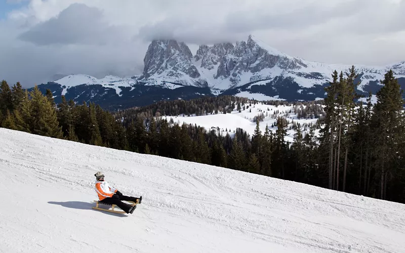 Trineo Scivolone: equipamiento familiar para parques de nieve