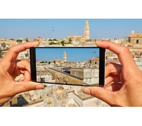 Digitally immerse yourself in the wonders of Apulia