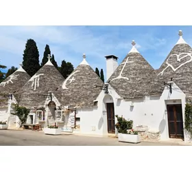 Un itinéraire à vélo au cœur des Pouilles, d'Ostuni à Alberobello