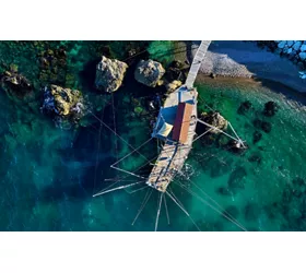 In barca alla scoperta della Costa dei Trabocchi tra Abruzzo e Marche