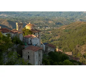 montaña sagrada de laino borgo