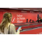 Anuncio de la Feria del Mueble de Milán en el metro