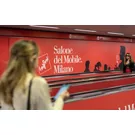 Pubblicità del Salone del Mobile nella metro di Milano