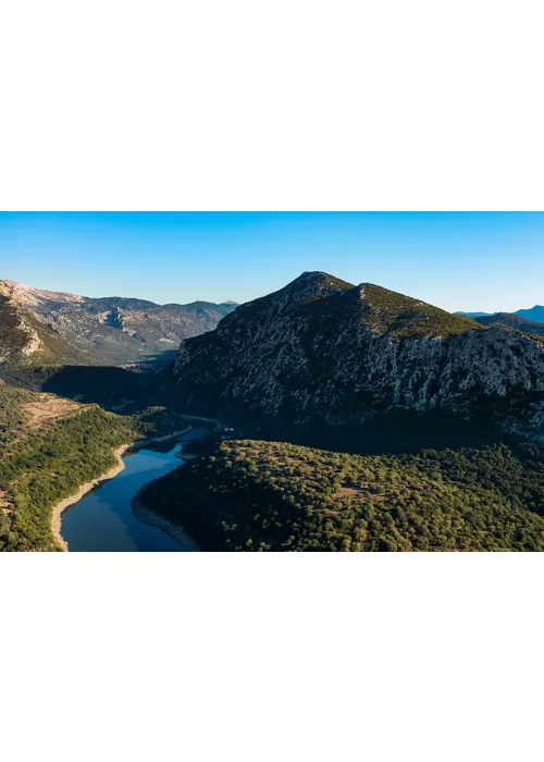 Durchqueren Sie die Barbagia mit dem Fahrrad: eine Route von Nuoro nach Mamoiada